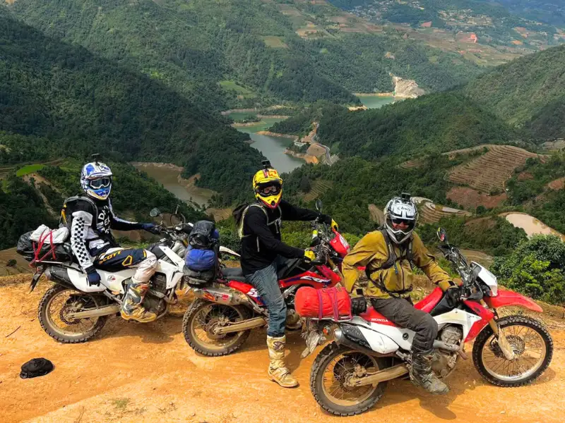 self ride motorbike tours vietnam